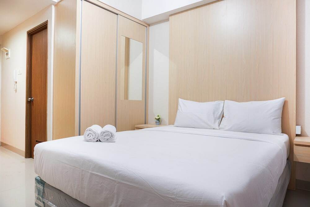 Чикаранг: Comfy Studio Oasis Cikarang View Garden Apartment
