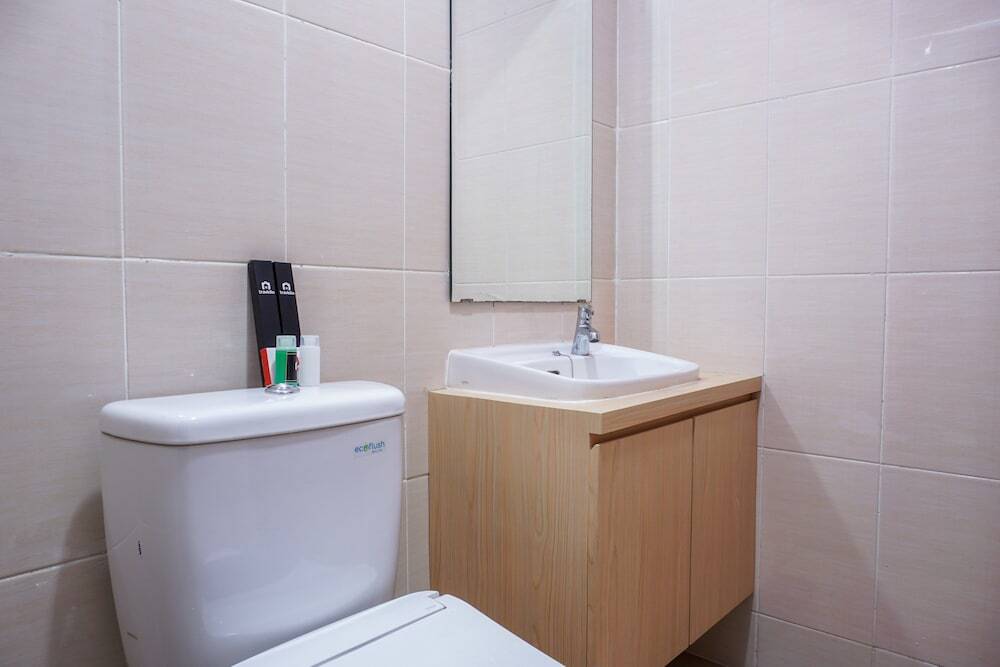 Чикаранг: Comfy Studio Oasis Cikarang View Garden Apartment
