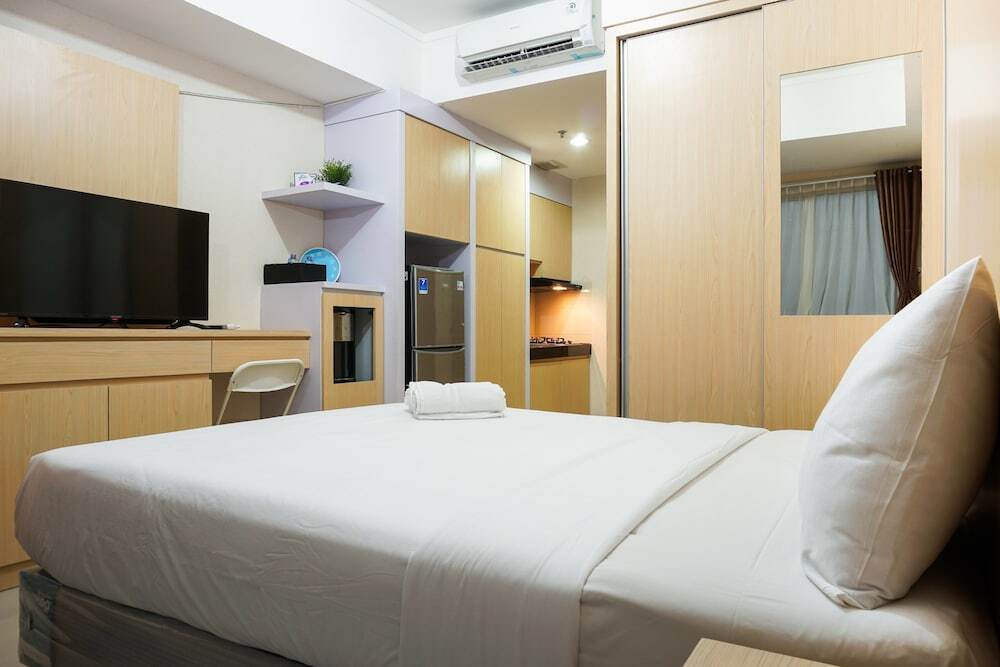 Чикаранг: Comfy Studio Oasis Cikarang View Garden Apartment