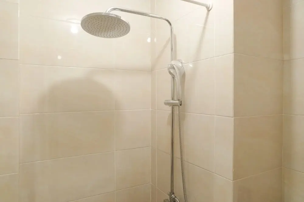 Чикаранг: Modern Studio @ Mustika Golf Apartment