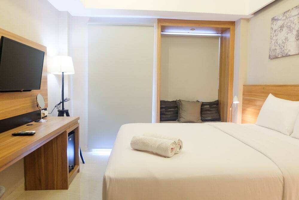 Чикаранг: Modern Studio @ Mustika Golf Apartment