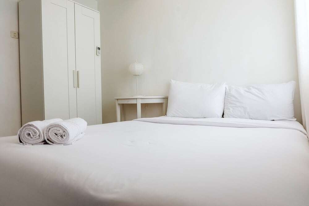 Джакарта: Relaxing Simply 2BR Pancoran Riverside Apartment