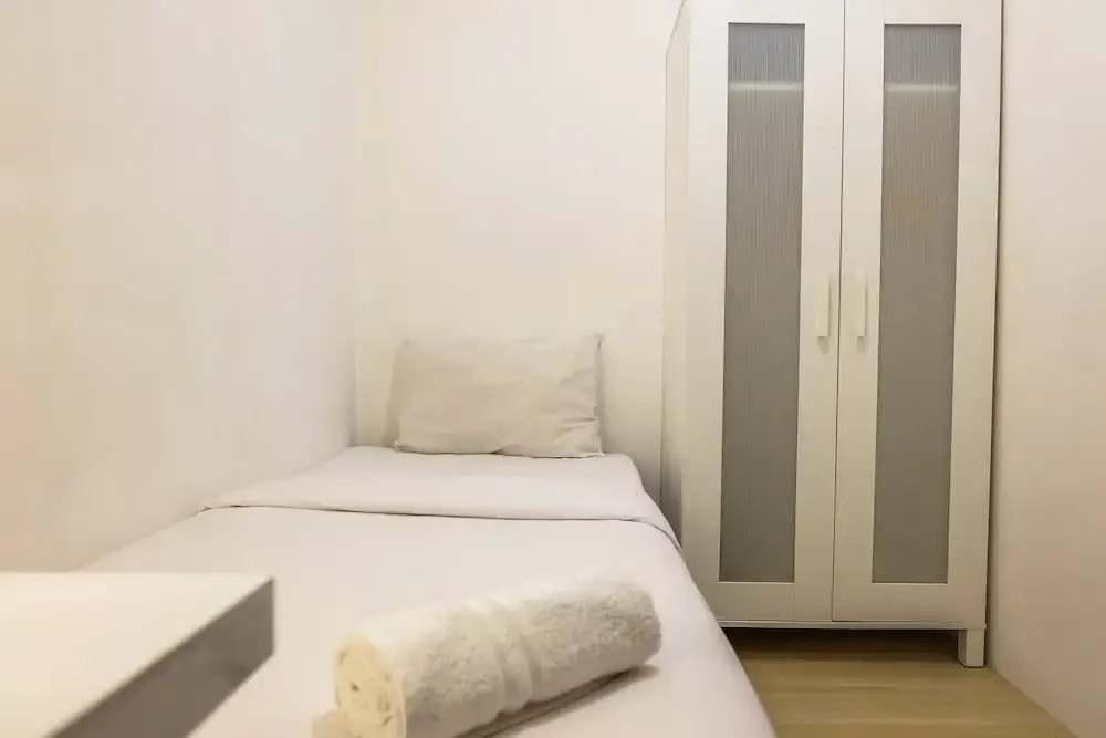 Джакарта: Relaxing Simply 2BR Pancoran Riverside Apartment
