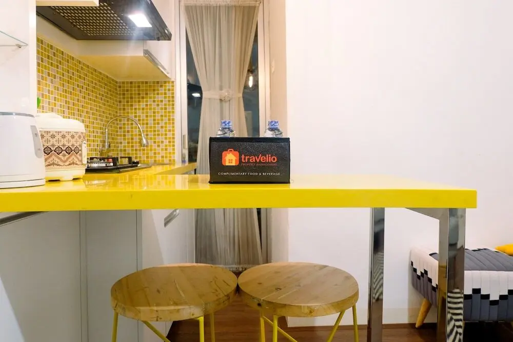 Джакарта: Homey 2BR Green Palace Kalibata Apartment