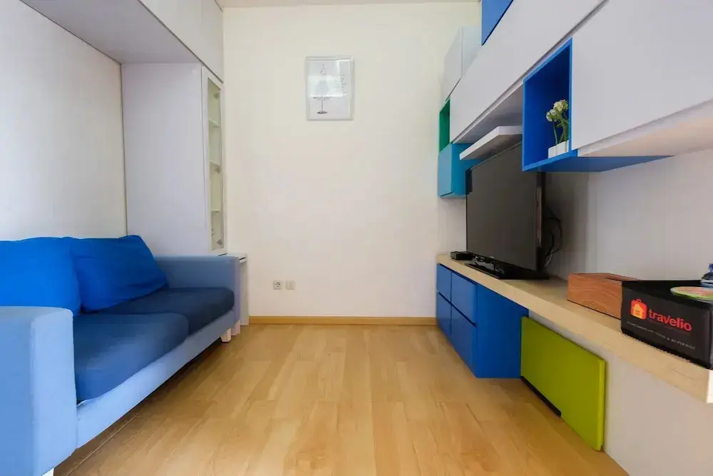 Джакарта: Modern 1BR Apartment at Pancoran Riverside