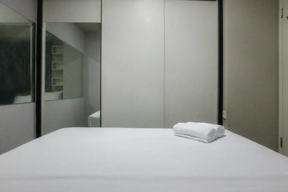 Джакарта: Simply Minimalist 2BR Apartment at Green Palace Kalibata