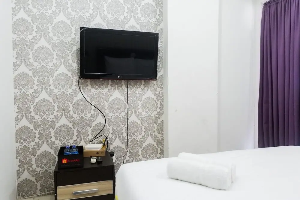 Сурабая: Minimalist Studio Pavilion Permata Apartment