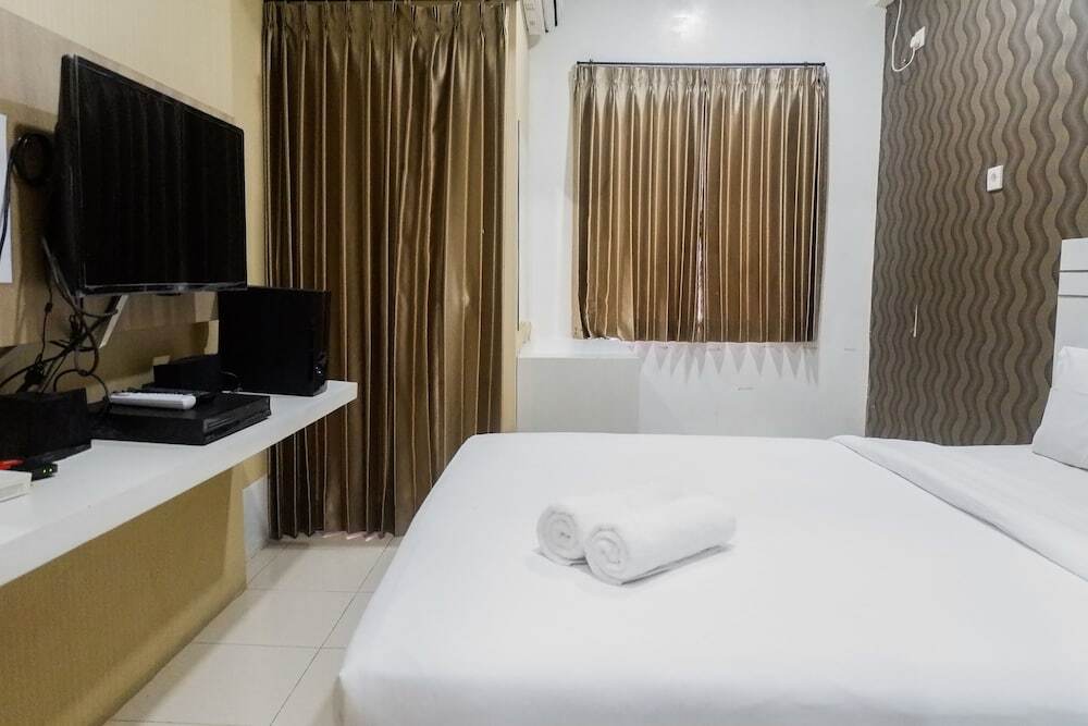 Сурабая: Cozy Studio Apartment at Pavilion Permata