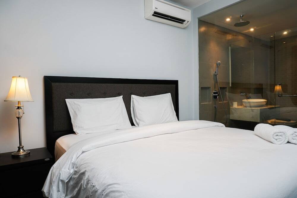 Джакарта: Luxury and Deluxe 2BR @ Satu8 Apartment