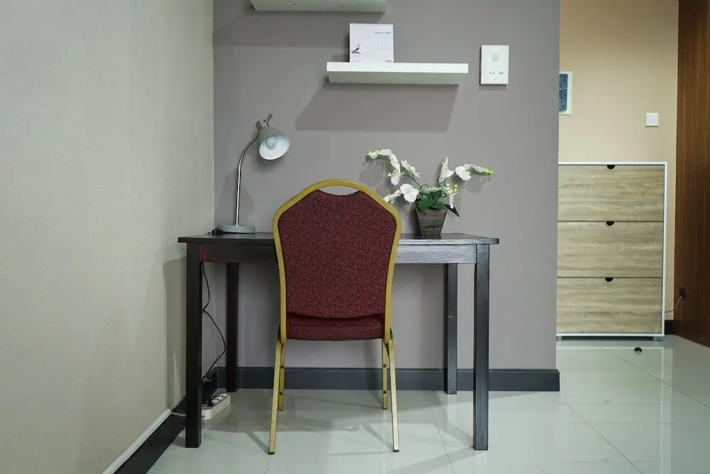 Джакарта: Contemporary Style 2BR at Lexington Apartment