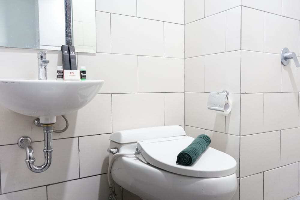 Джакарта: Simply Furnished Studio Room @ Lexington Apartment