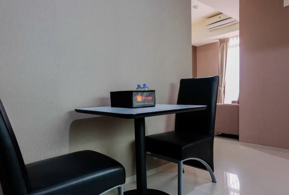 Южный Тангеранг: Elegant 1BR Apartment at The Accent Condominium
