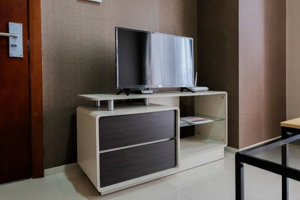 Южный Тангеранг: Elegant 1BR Apartment at The Accent Condominium