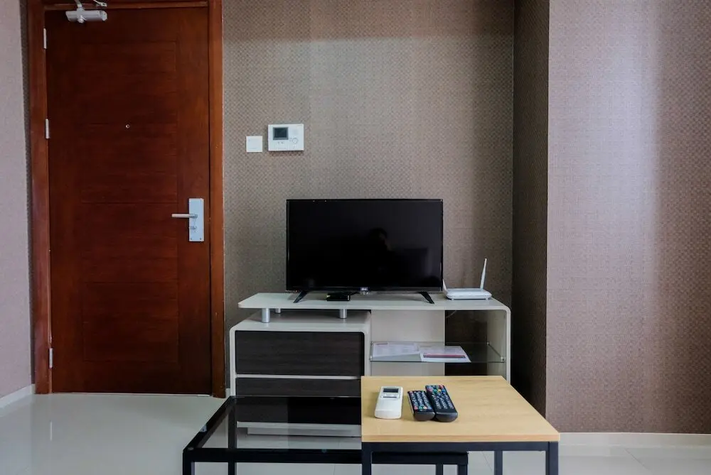 Южный Тангеранг: Elegant 1BR Apartment at The Accent Condominium