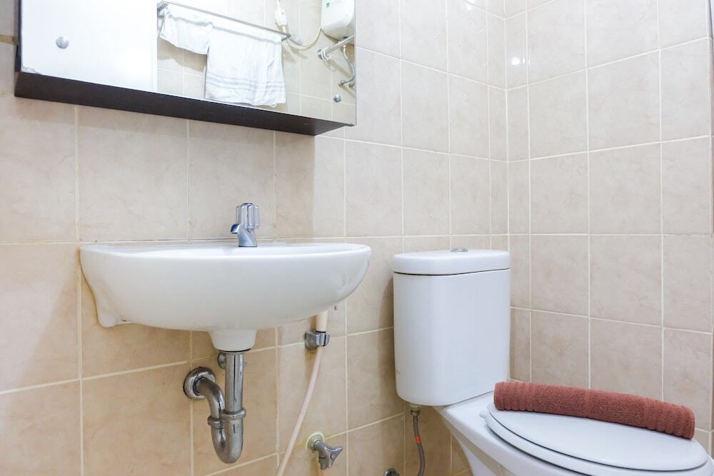 Джакарта: Best Price 2BR at Green Lake Sunter Apartment