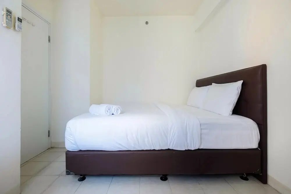 Джакарта: Minimalist 2BR at Green Pramuka Apartment