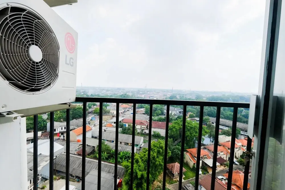 Куруг: Homey 2BR Apartment at Paragon Village