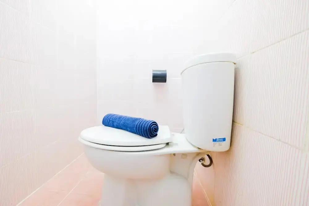 Куруг: Homey 2BR Apartment at Paragon Village