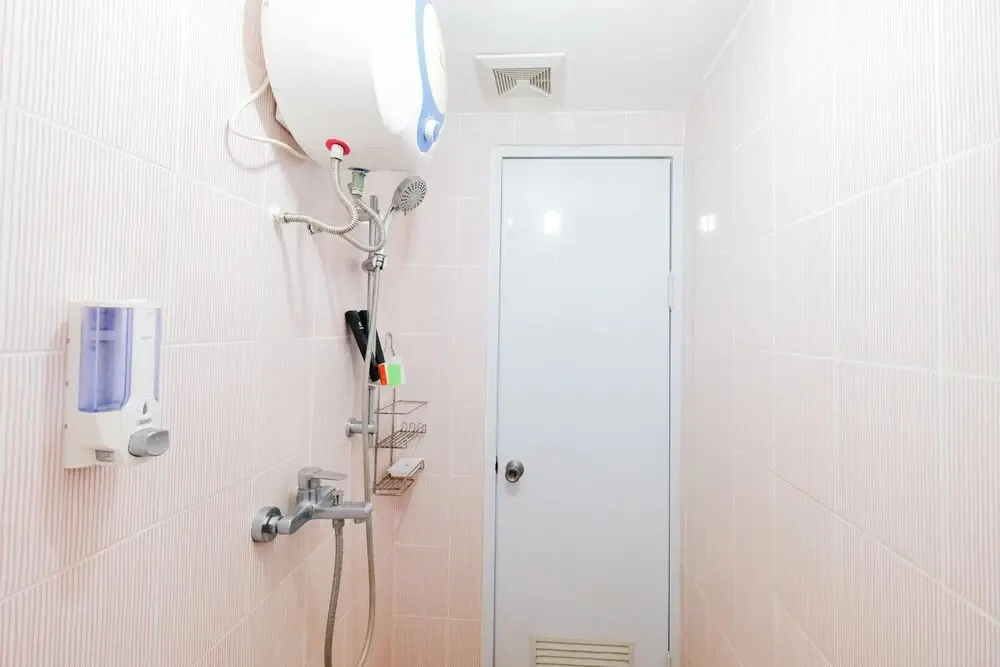 Куруг: Homey 2BR Apartment at Paragon Village