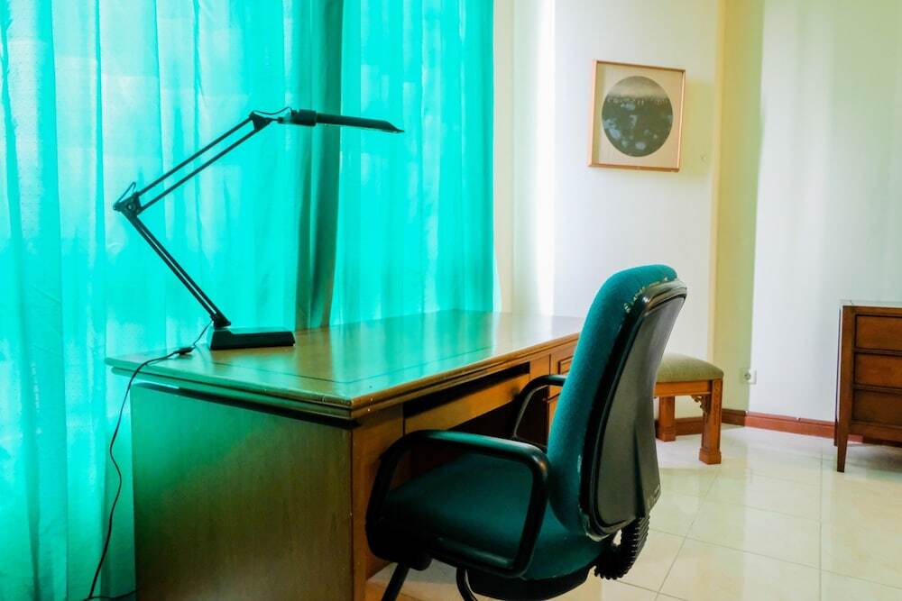 Джакарта: 3BR with Pool View at Permata Gandaria Apartment