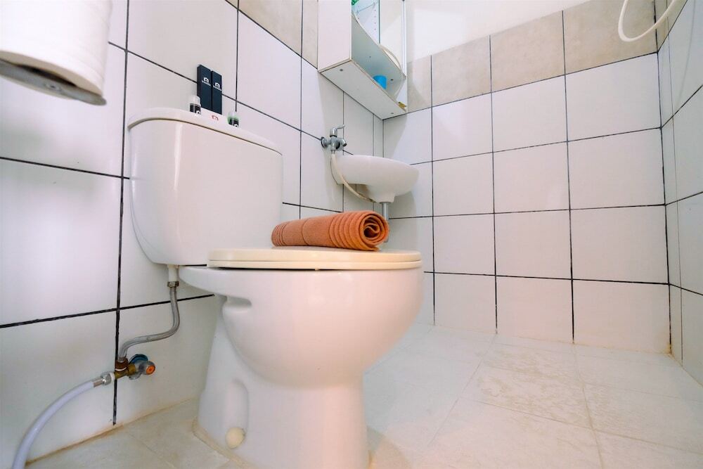 Джакарта: Best Price 2BR East Park Apartment