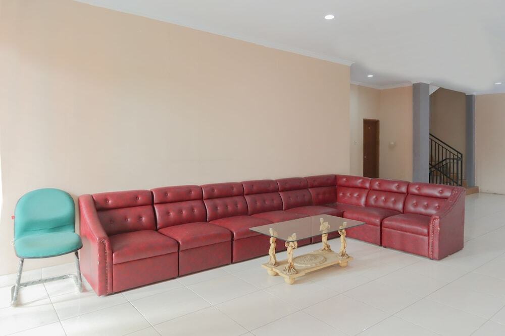 Джакарта: OYO 1317 Pinnus Residence Syariah