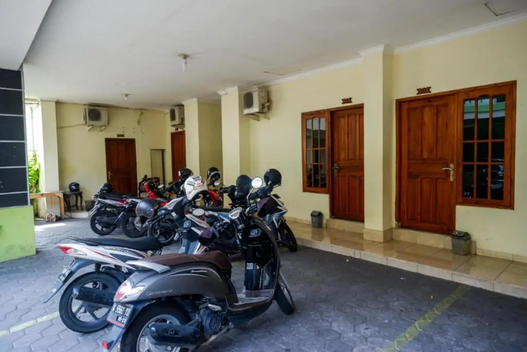 Джокьякарта: OYO 1338 Hotel Sartika