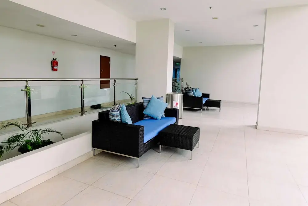 Джакарта: Best Price Studio Apartment at Capitol Park Residence