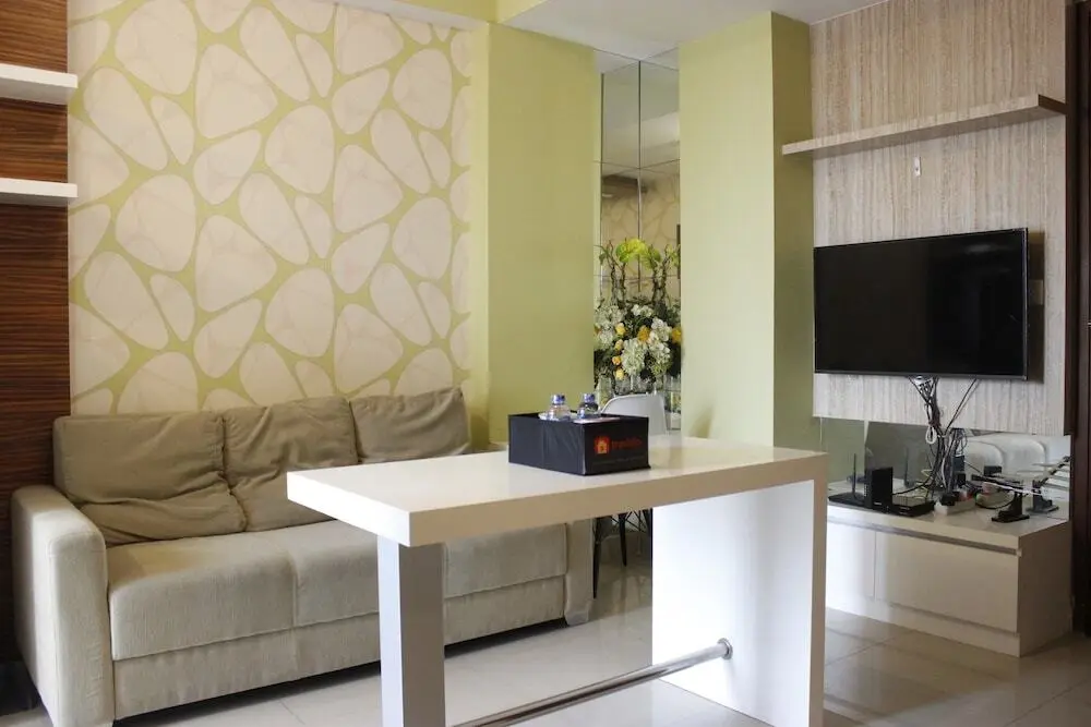 Бандунг: Homey 2br Apartment at Sudirman Suite