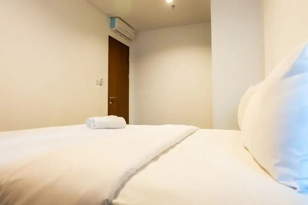 Джакарта: Spacious Elegant 2BR Veranda Residence @ Puri Apartment
