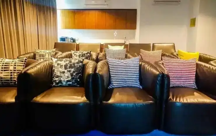 Джакарта: Spacious Elegant 2BR Veranda Residence @ Puri Apartment