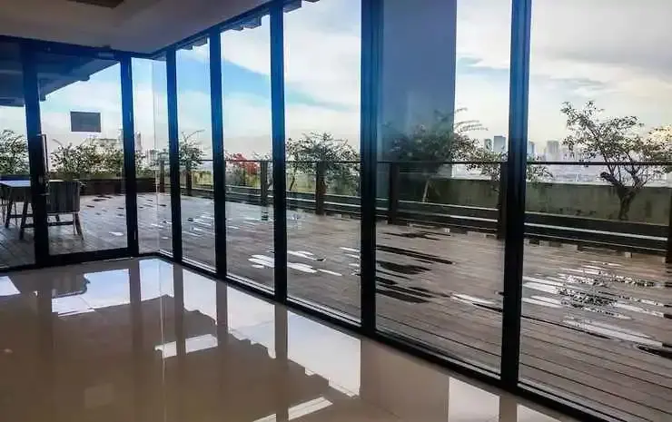 Джакарта: Spacious Elegant 2BR Veranda Residence @ Puri Apartment