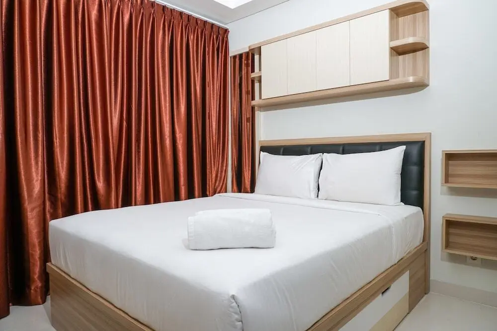 Джакарта: Modern Studio Room Puri Mansion Apartment