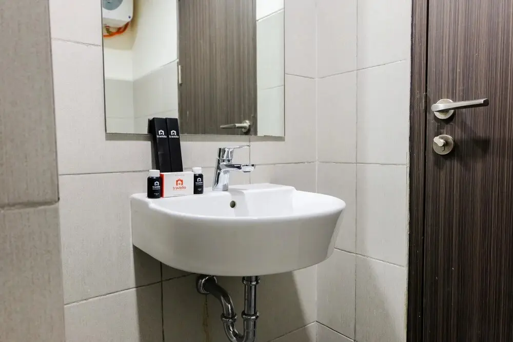 Южный Тангеранг: Spacious 2BR in Strategic Location Bintaro Icon Apartment