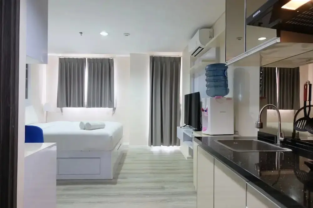 Южный Тангеранг: Highest Value Studio Room at Bintaro Icon Apartment