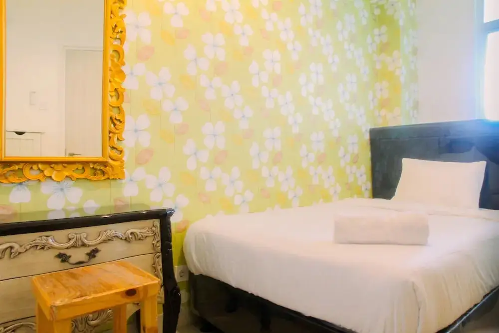 Бекаси: Vintage 2BR Apartment at Grand Kamala Lagoon