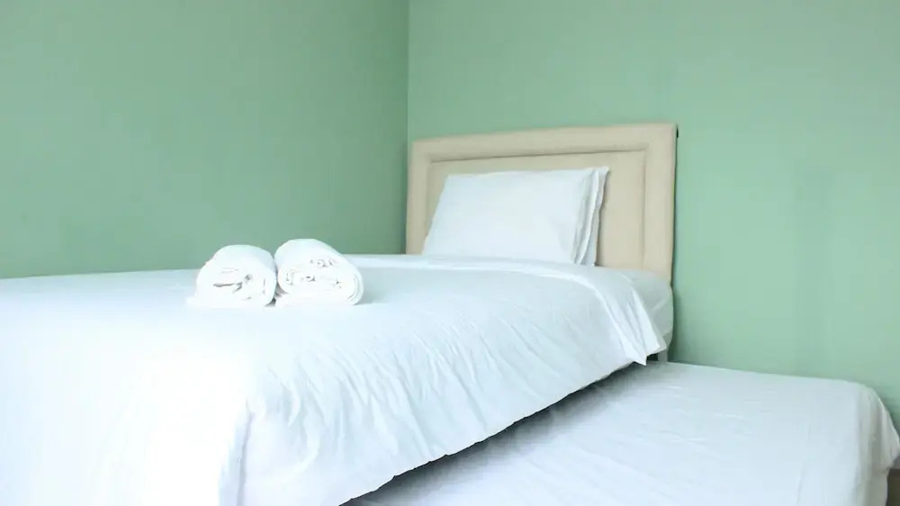 Бандунг: Modern 2BR Apartment at Newton Residence