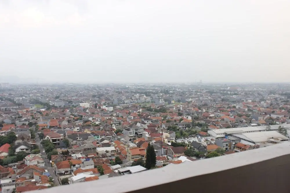 Бандунг: Cozy 2BR Apartment @ Newton Residence