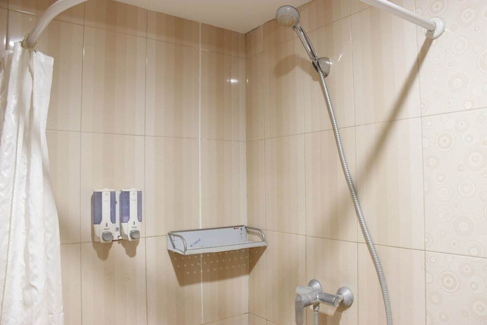 Бандунг: Homey 2BR Apartment at Galeri Ciumbuleuit 2 By Travelio