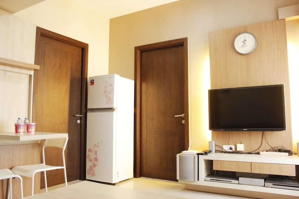 Бандунг: Homey 2BR Apartment at Galeri Ciumbuleuit 2 By Travelio