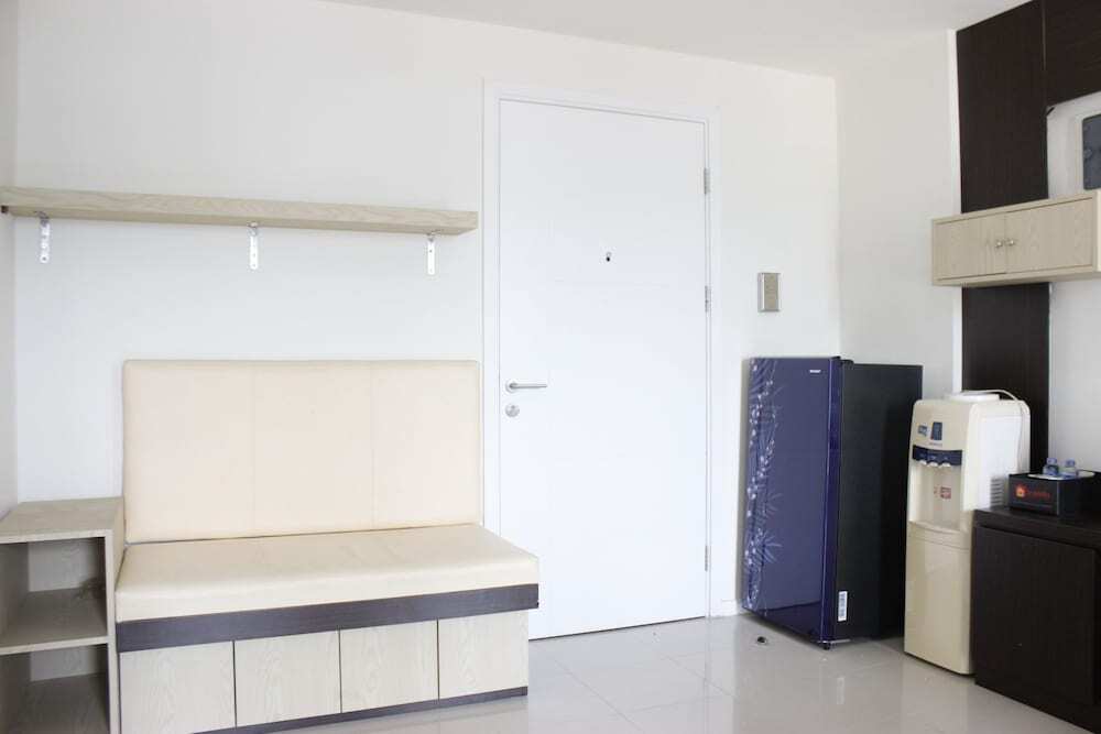 Бандунг: Classic 2BR Apartment @ Parahyangan Residence near Parahyangan University