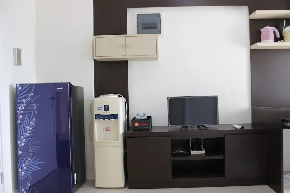 Бандунг: Classic 2BR Apartment @ Parahyangan Residence near Parahyangan University