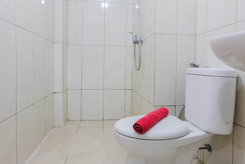 Тангеранг: Elegant 2BR at The Nest Puri Apartment By Travelio