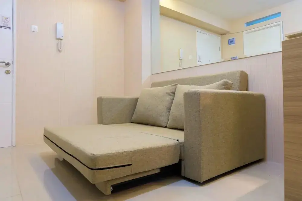 Джакарта: Clean 2BR Bassura City Apartment