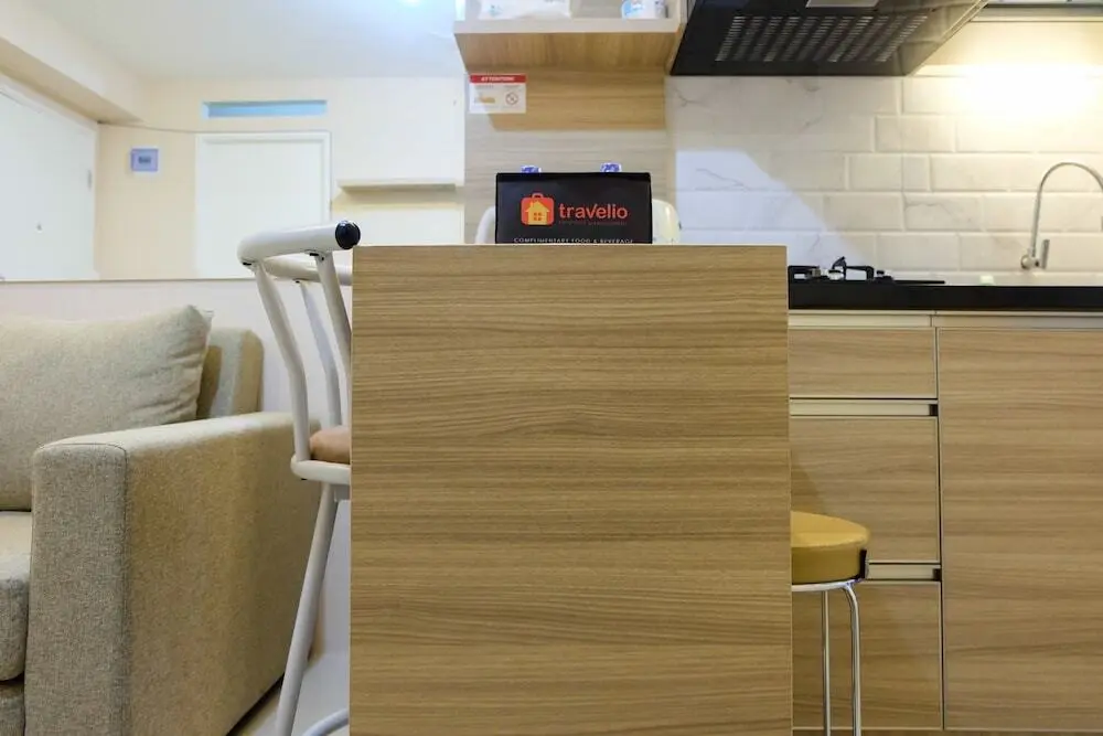 Джакарта: Clean 2BR Bassura City Apartment