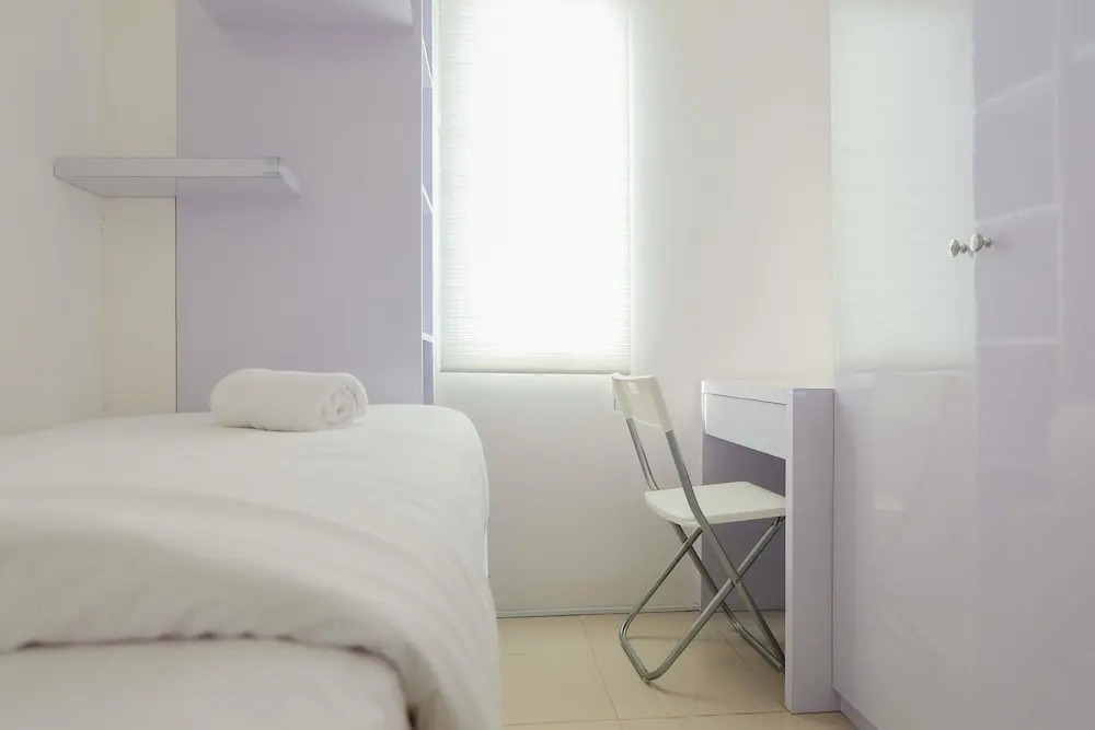 Джакарта: Spacious and Clean 3BR Bassura Apartment
