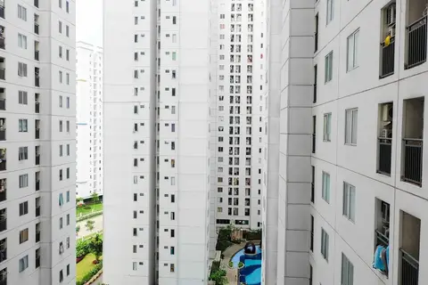 Compact 2BR Bassura City Apartment — фото 1