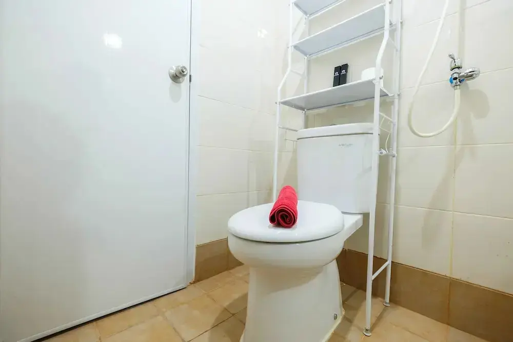 Джакарта: Brand New 2BR at Bassura City Apartment