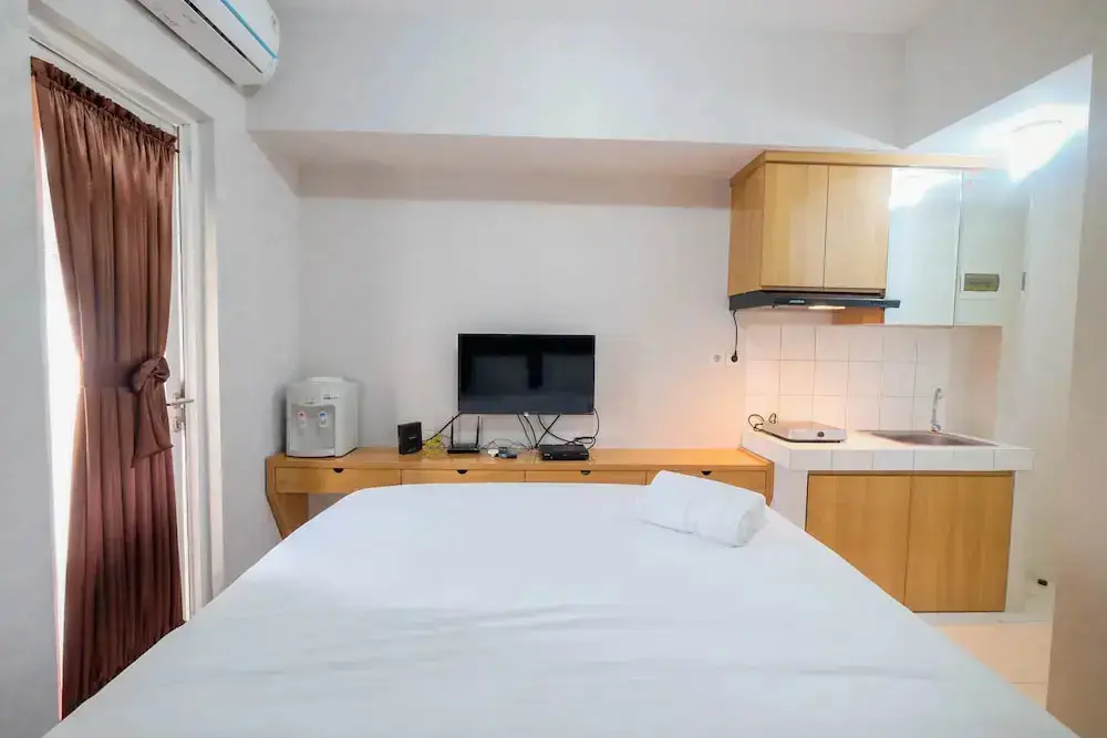 Бекаси: Elegant Studio Room The Springlake Summarecon Apartment