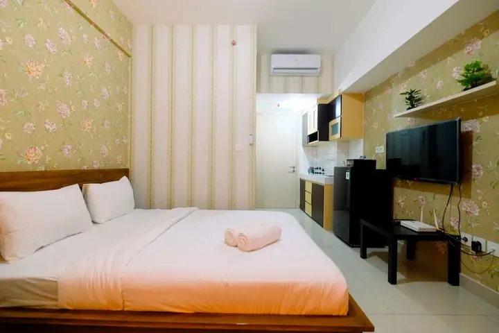 Бекаси: Comfy Studio Apartment At Springlake Summarecon Bekasi